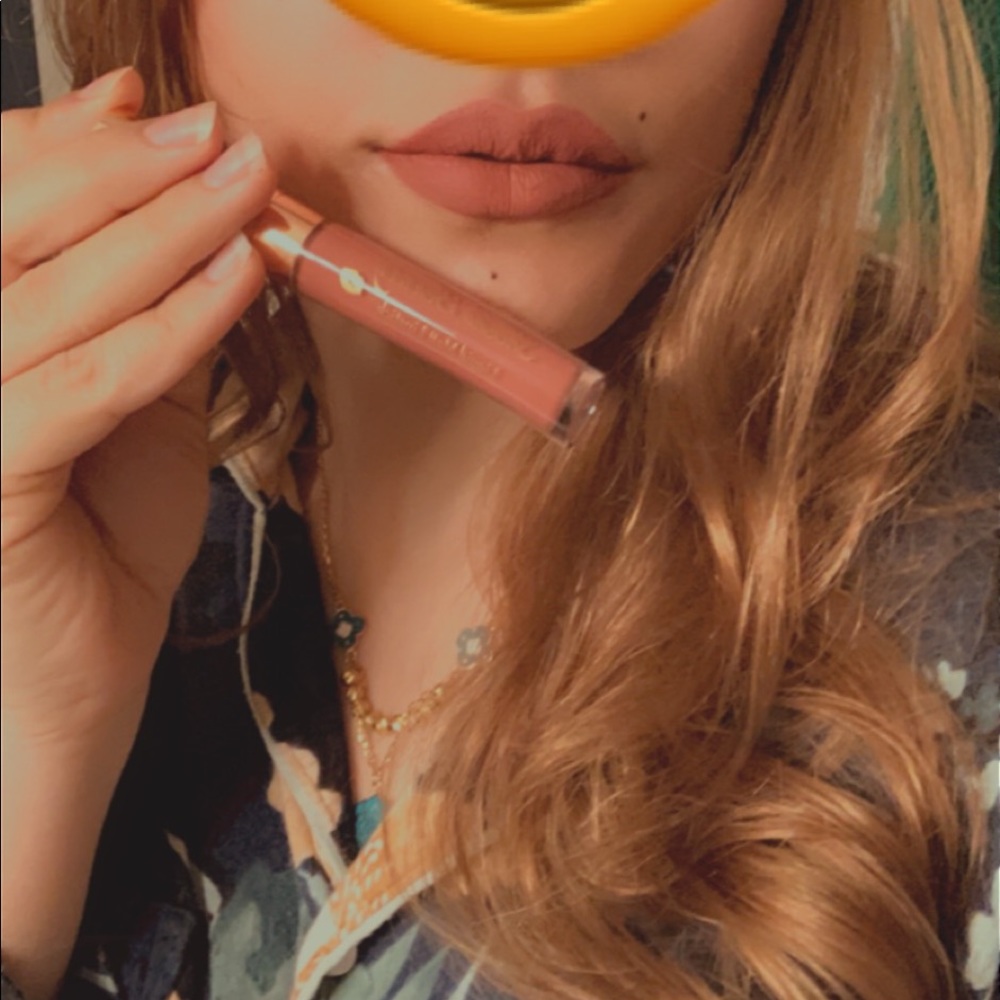 I promise Beautiful high quality lipsticks 3 pices